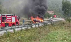Zonguldak'ta takla atan otomobil alevlere teslim oldu: 1 yaralı