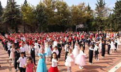 103. yıl gururu GKV'liler kortej ve gösterilerle kutlandı