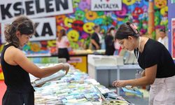 16. Antalya Kitap Fuarı kapılarını açtı
