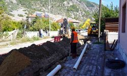 40 yıllık su isale hatları yenileniyor