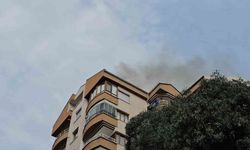 9 katlı binanın çatısında çıkan yangın söndürüldü