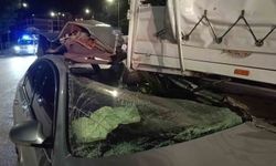 Amasya'da kamyonete çarpan otomobil hurdaya döndü: 1 yaralı