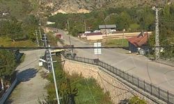 Amasya'da minibüsün dereye uçtuğu kaza kameraya yansıdı