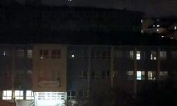 Arnavutköy'de gece yarısı 3 okuldan birden müzik ve marş sesleri yükseldi: Mahalleli şaşkına döndü