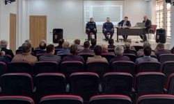 Aydıntepe'de muhtarlarla istişare toplantısı yapıldı