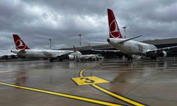 Barselona ve Çukurova'dan gelen yolcu uçakları Çanakkale Havalimanı'na iniş yaptı