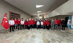 Başkan Aksun, başarılı sporcuları kabul etti