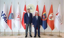 Başkan Büyükkılıç'tan Bakan Çiftçi'ye ziyaret
