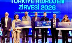 Başkan Özdemir Türkiye Hidrojen Zirvesi'nde Niğde'nin yeşil enerji modelini anlattı