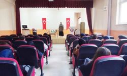 Bayburt'ta gençlere aile ahlakı anlatıldı