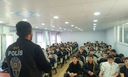 Bilecik'te okul saldırıları ve siber zorbalık ele alındı