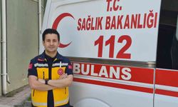 Bir yandan acil hastalara müdahale ederken, diğer yandan bilimsel çalışmalar yürütüyor
