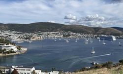 Bodrum'da güneşi gören denize koştu