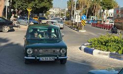 Bodrum'da klasik otomobiller nostalji rüzgarı estirdi