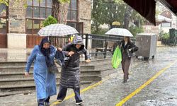 Bursa'da sağanak başladı fırtına uyarısı geldi: Rüzgar 80 kilometreye ulaşacak