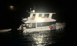Çanakkale'de batma tehlikesi geçiren teknedeki 2 kişi kurtarıldı