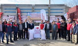 Çanakkale'de çiftçilere sertifikalı buğday dağıtıldı