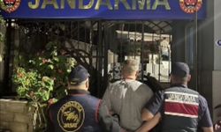 Cinayet zanlısı gizli bölmede yakalandı