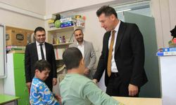 Cizre İlçe Millî Eğitim Müdürü İke: 'Sabrınız, şefkatiniz ve sınıftaki kutsal emeğiniz hiçbir ölçüyle ölçülemez'