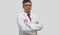 Doç. Dr. Mehmet Cem Sabaner hasta kabulüne başladı