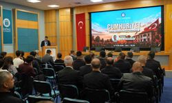 Dr. Öğretim Üyesi Kara: 'Cumhuriyet'in kalıcılığı anayasa hükümleri kadar dürüstlüğü, sorumluluğu, hakkaniyeti ve kamu yararını benimseyen insanların yetişmesine bağlıdır'