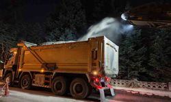 Düzce'de asfalt mesaisi gece gündüz sürüyor