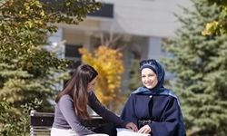 EBYÜ kampüsünde sonbahar güzelliği