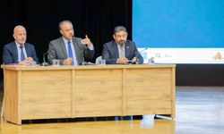 EBYÜ'de 'Terörsüz Türkiye Sürecinde Tarih-Siyaset-Ekonomi' paneli düzenlendi