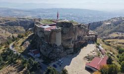 Elazığ'da 940 yıllık cami, restorasyonun ardından ibadete açıldı