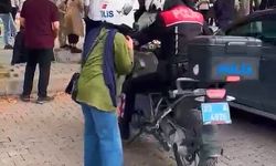 Elazığ'da KPSS'ye geç kalanlar, polisler tarafından yetiştirildi
