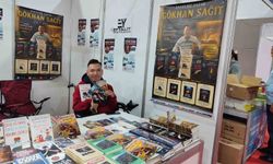 Engelsiz Yazar kitap fuarında okurlarıyla buluştu