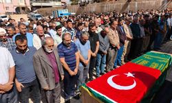 Eşi 3. çocuklarına hamile olan genç adamın günler sonra bulunan naaşı, kendisiyle birlikte can veren kardeşinin yanına defnedildi