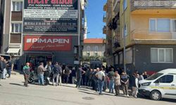 Evlerinde ölü bulunan çiftin cinayete kurban gittiği üzerinde duruluyor