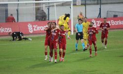 Fethiyespor - Eyüpspor maçı şiddetli yağışa takıldı