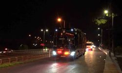 Galatasaray takım otobüsü Kemerburgaz Metin Oktay Tesisleri'ne giriş yaptı