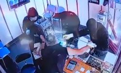 Gaziantep'te 5,6 milyon TL'lik silahlı ve biber gazlı kuyumcu soygunu: O anlar kamerada