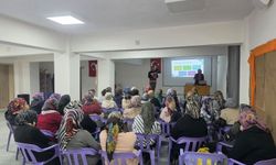Gediz'de velilere okul ve aile eğitimi verildi