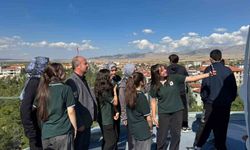 Gençlerin bilim ve uzay merakı gözlemevinde buluştu