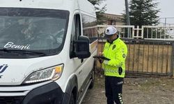 Hayrabolu'da polis ekiplerinden okul çevrelerinde güvenlik uygulaması
