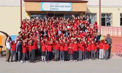 İlkokul öğrencilerinden geleneksel çocuk oyunları