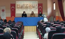 İmam Hatip Lisesinde öğrenci ve velilere yönelik programlar düzenlendi