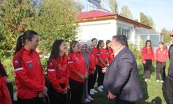 İşitme engelli kadın güreşçiler, ilk Avrupa Şampiyonası'na Sivas'ta hazırlandı