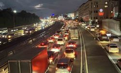 İstanbul'da trafik yoğunluğu yüzde 87'e ulaştı