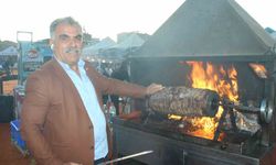 İzmir'de Erzurum rüzgârı: Lezzet yıldızı cağ kebabı