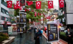 İzmit'te ağaçlar 'kitap' açtı