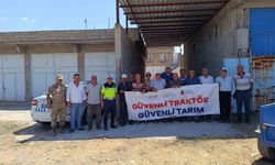 Jandarmadan 361 traktör sürücüsüne 'güvenli tarım, güvenli trafik' eğitimi