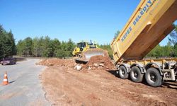 Kepez Belediyesi'nden Aktoprak Mahallesi'nde yol düzenlemesi