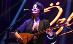 Kırıkkale'de Cumhuriyet Bayramı kutlamalarında Özlem Özdil sahne aldı