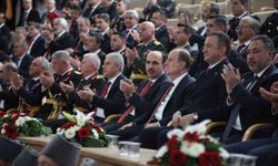 Konya'da Cumhuriyet Bayramı düzenlenen törenle kutlandı