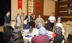 Konya'da gençler ve iş dünyası aynı masada buluştu